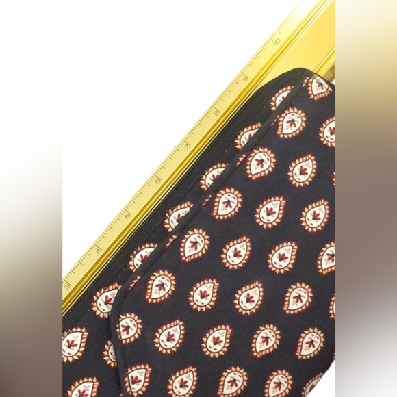 New Vera Bradley Paisley Print Wallet - Picture 6 of 16